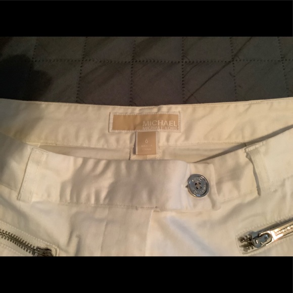 Michael Kors White Pants. Sz 6. - Picture 6 of 6